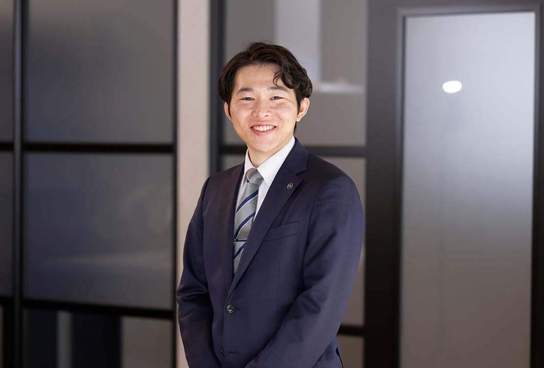 衞藤 信顕 / 営業